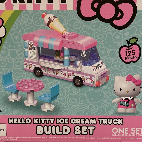 New HELLO KITTY Ice Cream Truck Build Set - Picture 2 of 3
